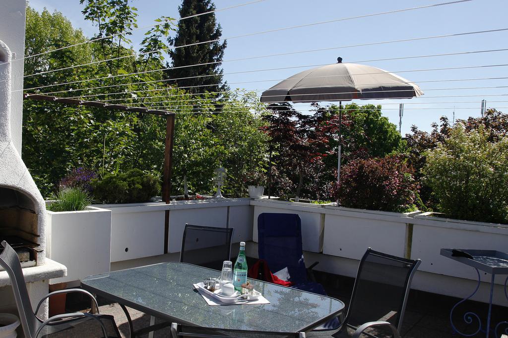 Garden House & East Park-Apartments Grossdorf  Exterior foto